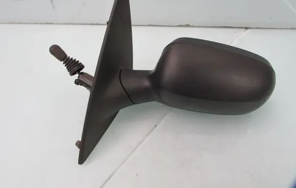 Opel Corsa C Front door electric wing mirror