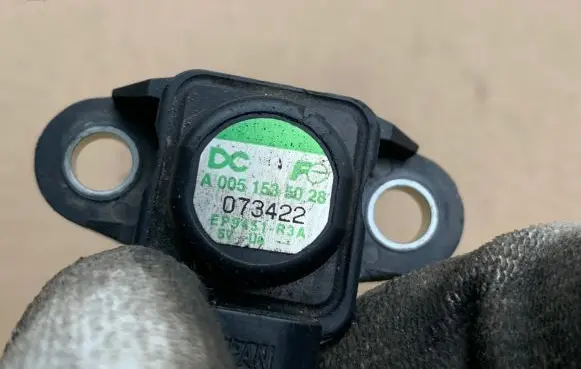 Mercedes-Benz R W251 Air pressure sensor A0051535028 073422 EP9451R3A