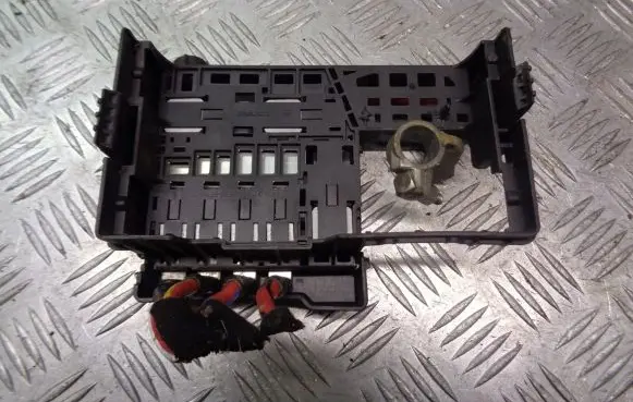 Opel Insignia A Positive cable (battery) 525230582