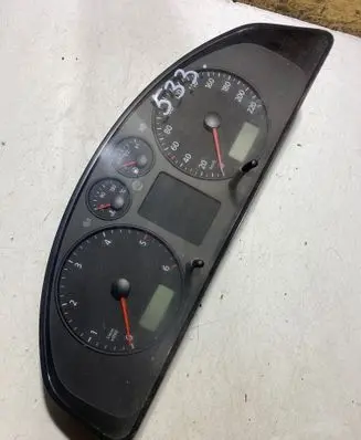 Volkswagen Transporter - Caravelle T5 Speedometer (instrument cluster) 88311346