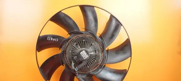 Land Rover Discovery 3 - LR3 Viscous fan clutch BGGS00030 12MB37