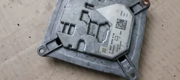 Audi A4 S4 B8 8K Headlight ballast module Xenon 1307329218