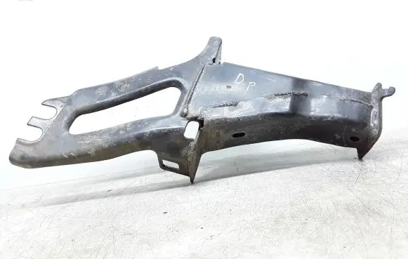 Volvo XC60 Front bumper shock/impact absorber 