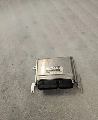 Audi A8 S8 D2 4D Engine control unit/module 4D0907558G 26SA5727 0261206018