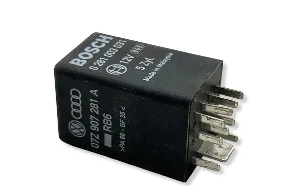 Volkswagen Transporter - Caravelle T5 Glow plug pre-heat relay 0281003031