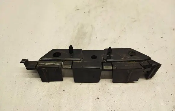 Ford Fusion Front bumper mounting bracket DS7317D959AFW