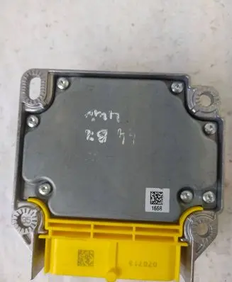 Audi A4 S4 B7 8E 8H Airbag control unit/module 8E0959655G