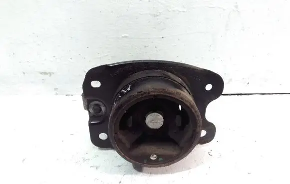 Chevrolet Captiva Gearbox mount X04133