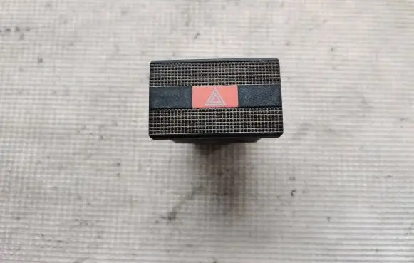 Volkswagen Transporter - Caravelle T4 Hazard light switch 703953235