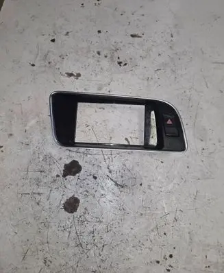 Audi Q5 SQ5 Radio/GPS head unit trim 8R1857186