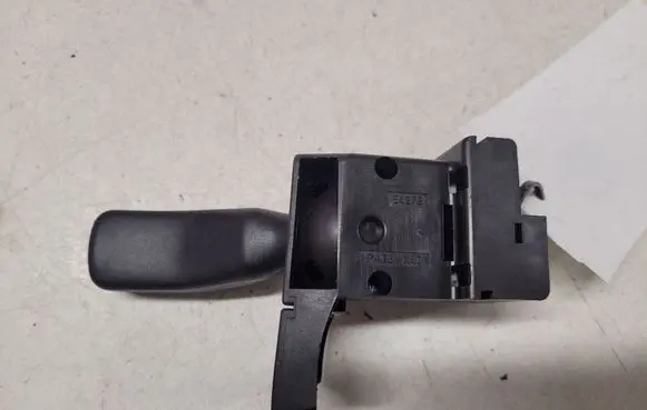 BMW 3 E46 Steering wheel adjustment handle/lever 8373901