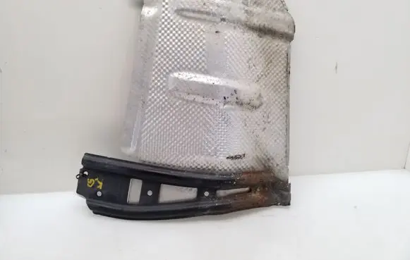 Mercedes-Benz CLS C218 X218 Exhaust heat shield A2126820186 A2126860122