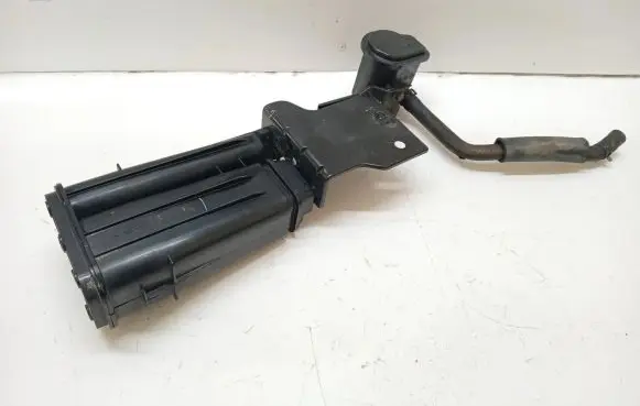 Hyundai i30 Active carbon filter fuel vapour canister 31420-A5200