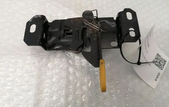 Mercedes-Benz A W176 Engine bonnet/hood lock/catch
