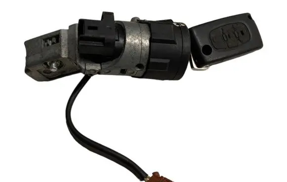 Peugeot 407 Ignition lock 9648445180