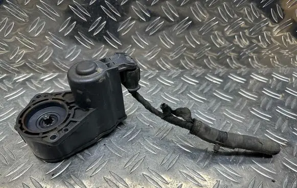 Citroen C4 II Picasso Rear brake caliper 0204749603AG 29112013 D3P1270