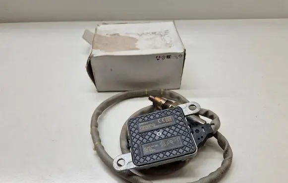 Peugeot Boxer Lambda probe sensor 9820566180