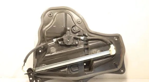 Mazda 3 III Rear window lifting mechanism without motor 