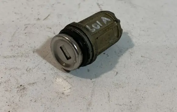Mercedes-Benz CLK A209 C209 Coupe door lock (next to the handle) 