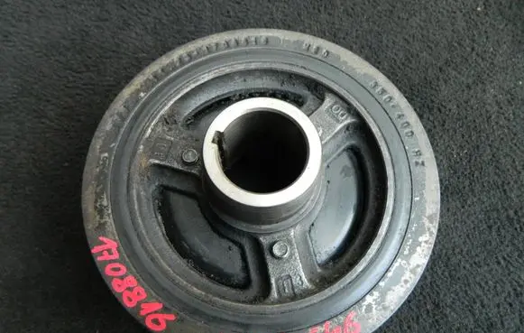 BMW 3 E46 Crankshaft pulley 1708816