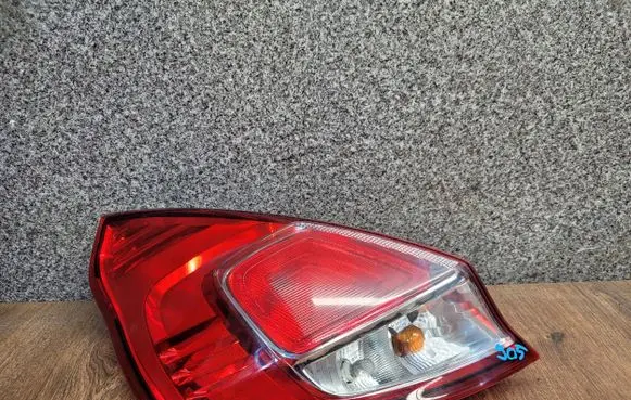 Ford Fiesta Rear/tail lights 13405