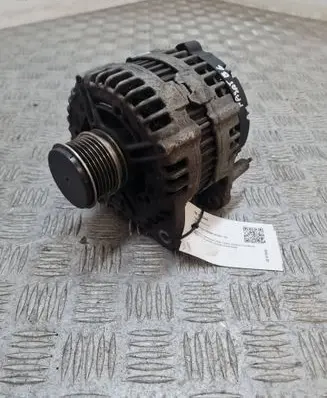 Volkswagen PASSAT B6 Generator/alternator 03G903023 0121715003 04S