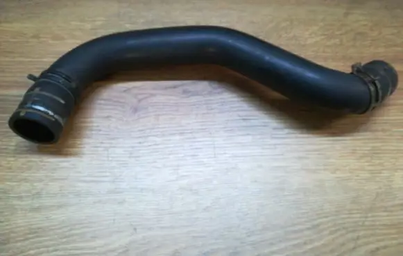 Peugeot 807 Engine coolant pipe/hose