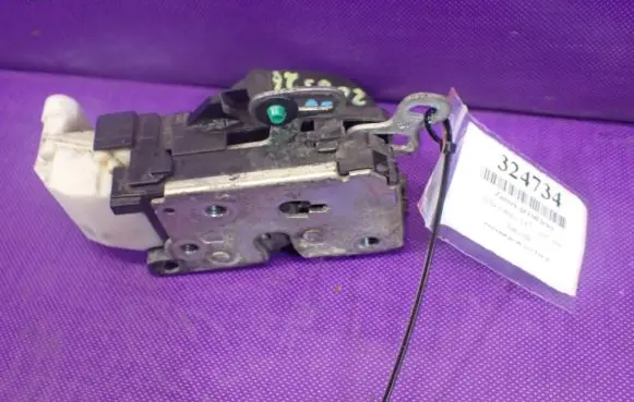 Alfa Romeo 147 Front door lock B792