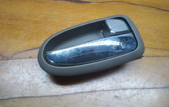 Front door interior handle