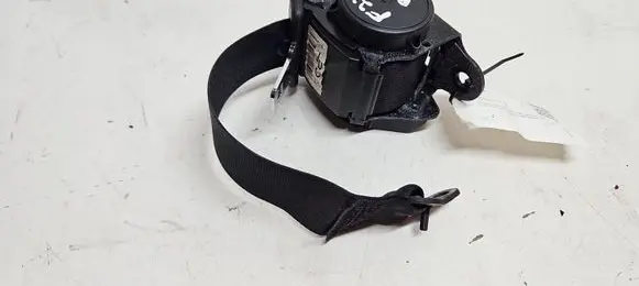 BMW 2 F22 F23 Rear seatbelt S3724330903