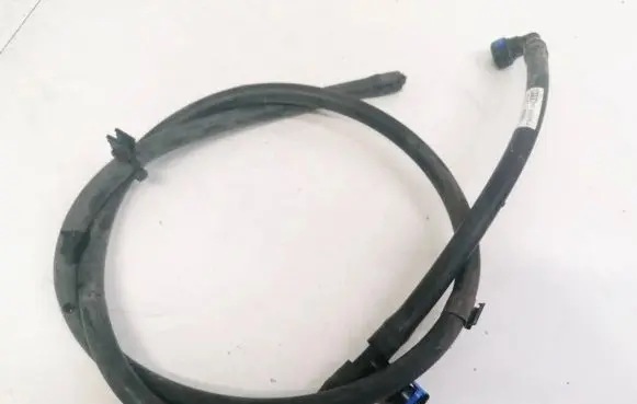 Audi A1 Engine coolant pipe/hose 8X0955970A