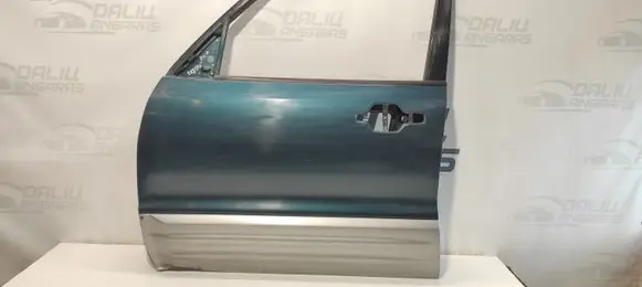 Mitsubishi Pajero Front door F26A21