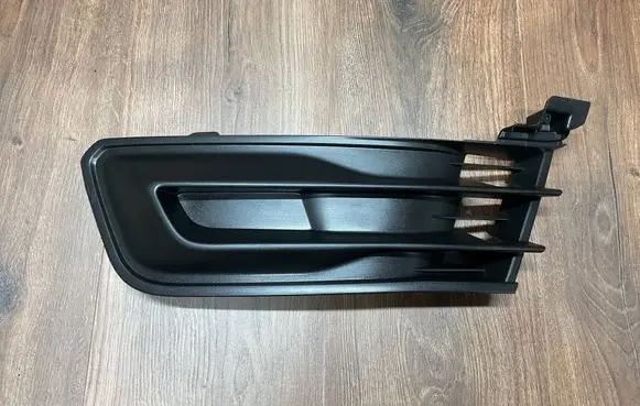 Front bumper lower grill
