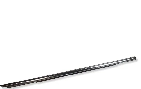 Mercedes-Benz S W221 Front door glass trim molding 