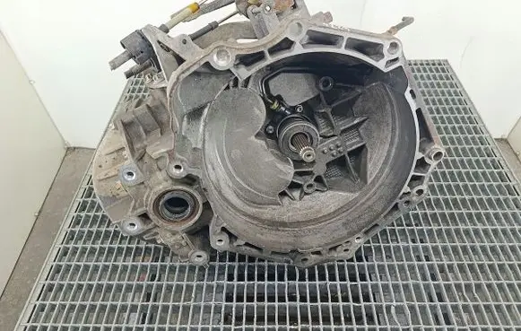 Opel Zafira B Manual 6 speed gearbox M3255192042