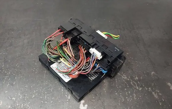 Mercedes-Benz C W203 Comfort/convenience module 2035451401 5DK00848520