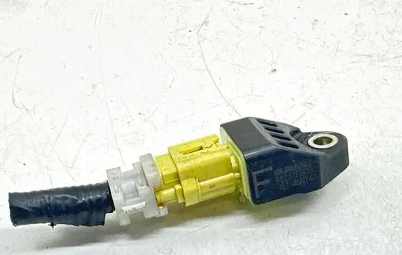 Subaru Impreza III Airbag deployment crash/impact sensor 98231FG000