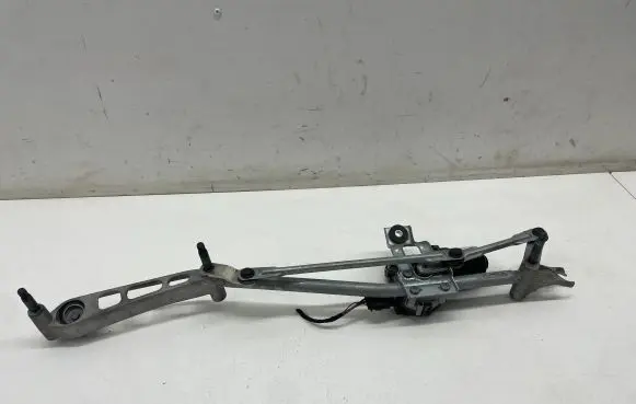 Mercedes-Benz GLA H247 Front wiper linkage and motor A2478201603