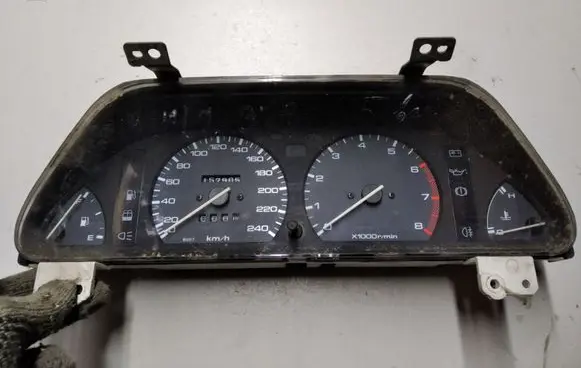 Speedometer (instrument cluster)