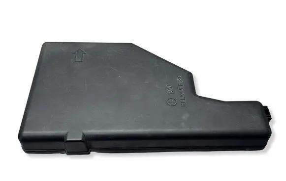 Toyota Prius (NHW20) Fuse box cover 8644YA1