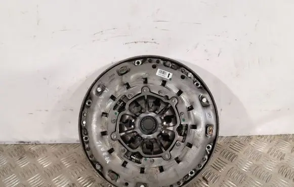 Nissan X-Trail T32 Clutch set kit 302056476R