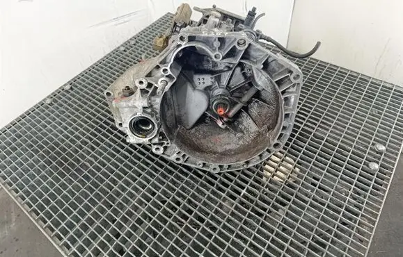 Fiat Grande Punto Manual 5 speed gearbox C51446524935