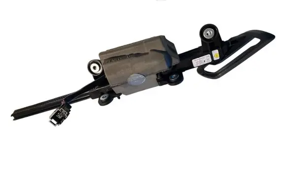 Audi A5 Seat belt adjustment motor 8W7857760 382245