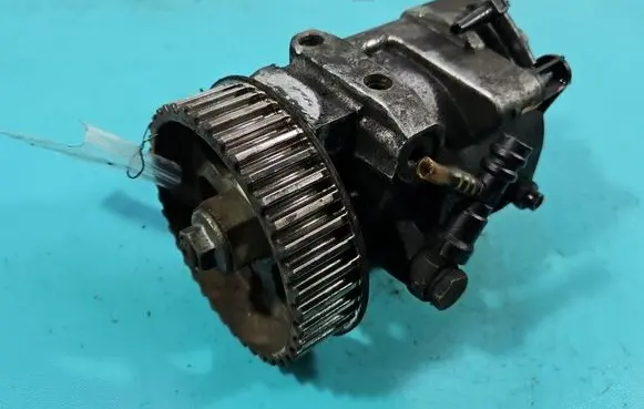 Renault Scenic II - Grand scenic II Fuel injection high pressure pump R9042A014A IMPRK1546171