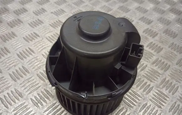 Ford Focus Front door blower motor 3M5H-18456-EC