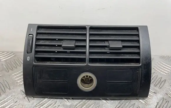 BMW X5 E53 Rear air vent grill 8409081 8370910 8370911