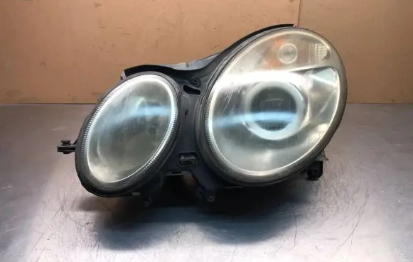 Mercedes-Benz E W211 Headlight/headlamp 16156300 3847