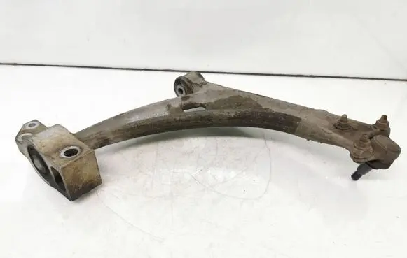 Volkswagen PASSAT B6 Front lower control arm/wishbone 3C0407153B 3C0199231D