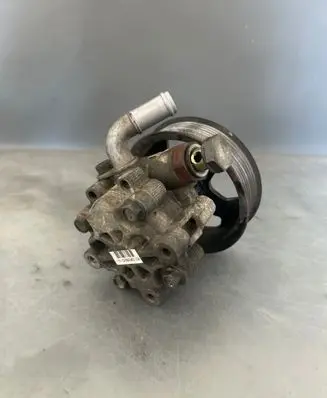 Land Rover Range Rover Sport L320 Power steering pump QVB500400U34