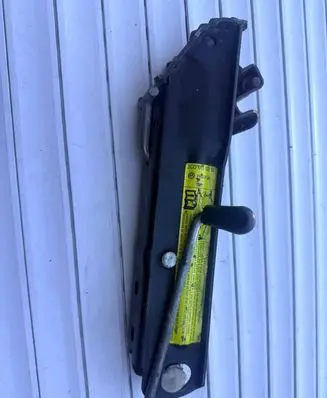 Volkswagen PASSAT B6 Lift Jack 3C0011031B